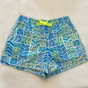 Girls Vinyard Vines shorts size small. ORIGINALLY $50 PERFECT CONDITION